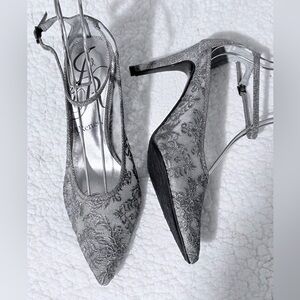 J Renee Silver Gray Embroidered Ankle Strap Women Shoes Heels Church Sz 8